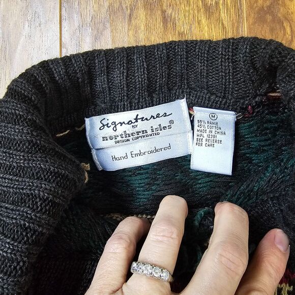 90s Vintage Signatures Northern Isle Hand Embroidered Button Up Sweater Size M - Picture 10 of 10